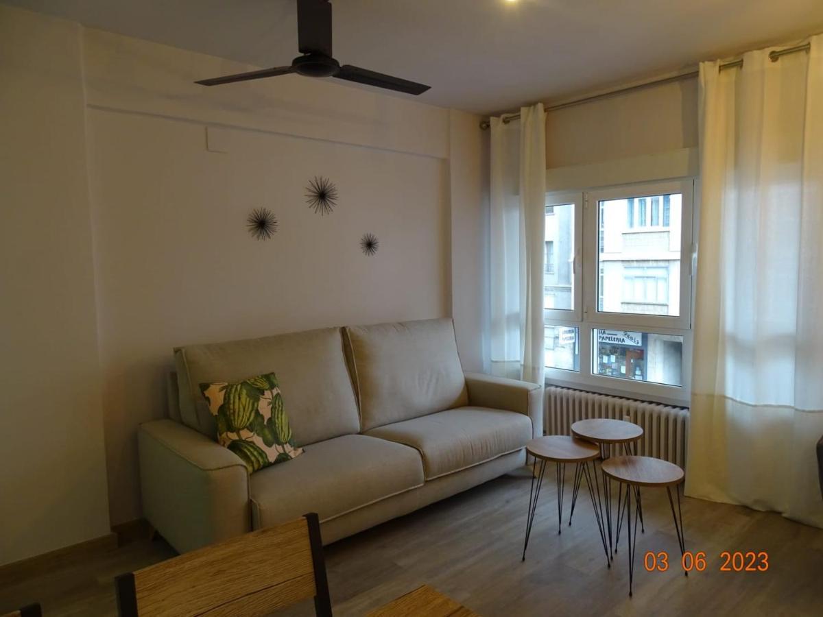 Апартаменты Apartamento Cuentame Бургос Экстерьер фото